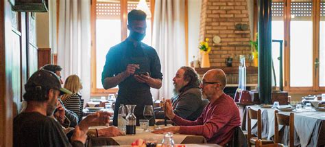 trattoria del borlengo castello di serravalle