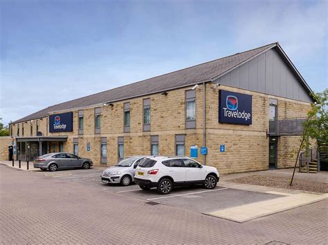 travelodge leeds airport hotel