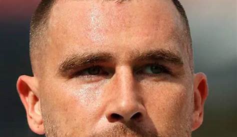 Travis Kelce's Facial Hair Is Going Viral: NFL World Reacts - The Spun