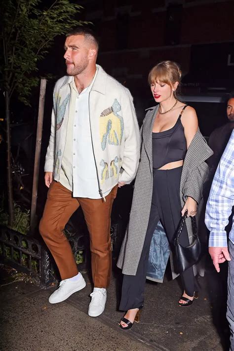 travis kelce age and taylor swift