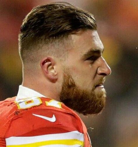 travis kelce haircut(00)