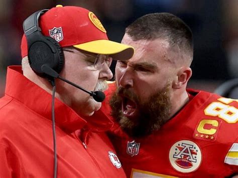 travis kelce push his coach