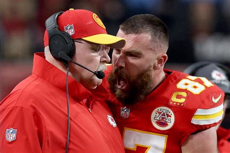 travis kelce yells at coach youtube