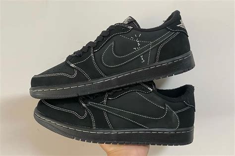 travis scott shoes black jordan 1