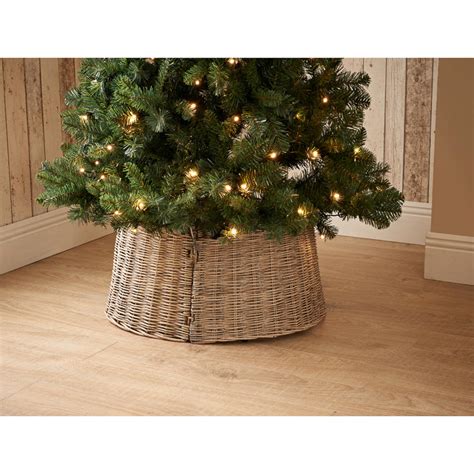 Tree Skirt Wicker