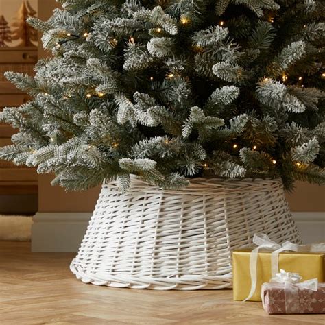 Tree Skirt Wicker Small