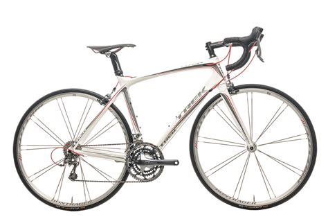 trek madone 5.2 gray and white