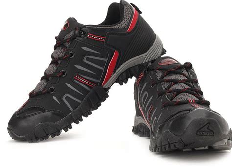 Trekking Shoes Bata