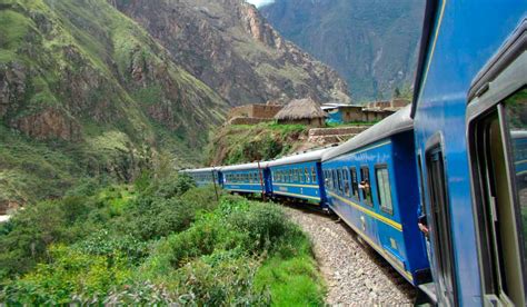 Tren rumbo a Machu Picchu