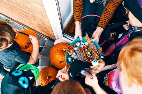 Best Trick or Treating Tricks to Make Halloween Unforgettable