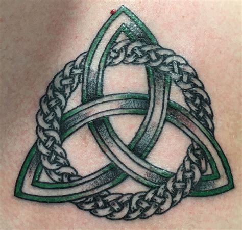 Controversial Trinity Knot Tattoo Designs Ideas