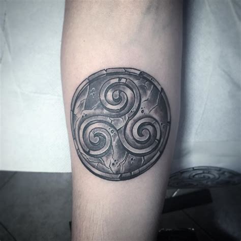 Famous Triskele Tattoo Designs References