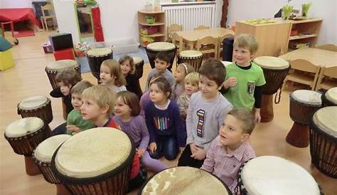 Trommeln mit Kindern [Video] | Musik für die grundschule, Musikspiele