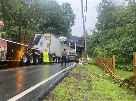 truck hits glenville bridge