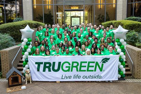 Does TruGreen Hire Felons in 2021?