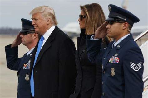 trump arrives in washington