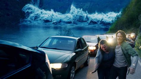 tsunami movie scenes