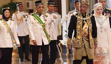 Sultan Selangor Bersama Barisan Exco Kerajaan Negeri Selangor Yang