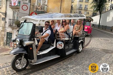 tour privado en tuk%20tuk por el casco antiguo de Lisboa