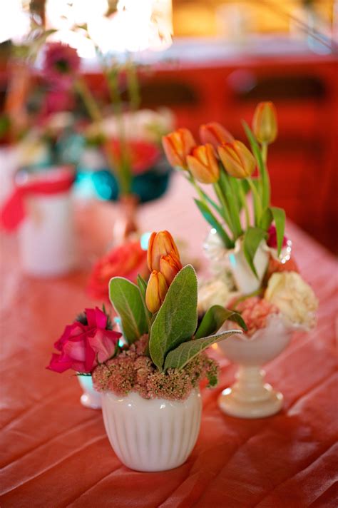 Tulip Table Decor