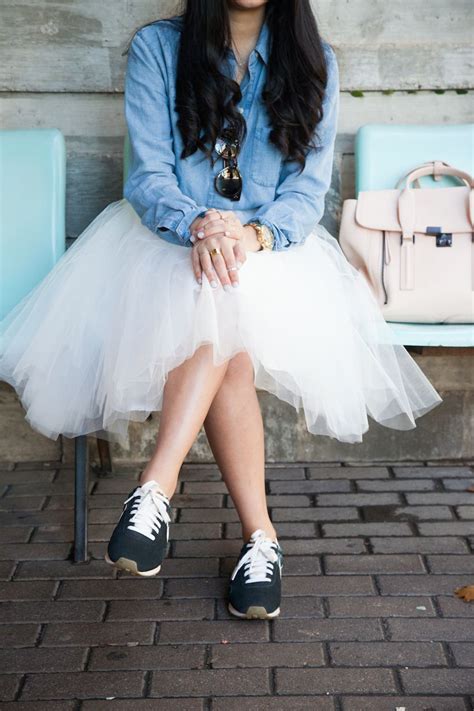 skirt and sneaks Sneakers Skirt Outfit, Tulle Skirts Outfit, Dress With