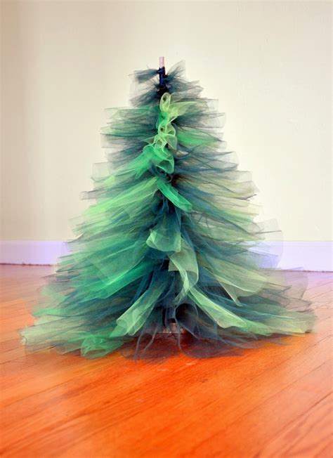 tulle on christmas tree