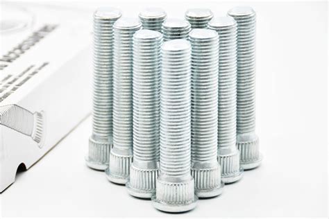 Tundra Extended Wheel Studs