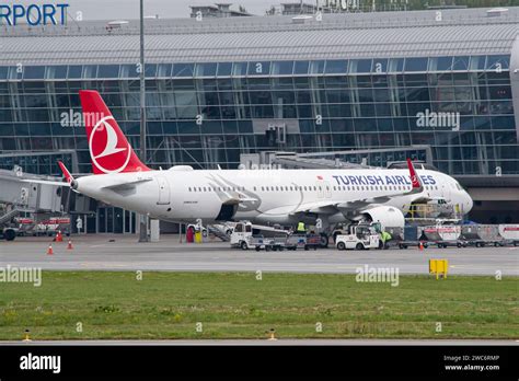 Turkish Airlines Gate
