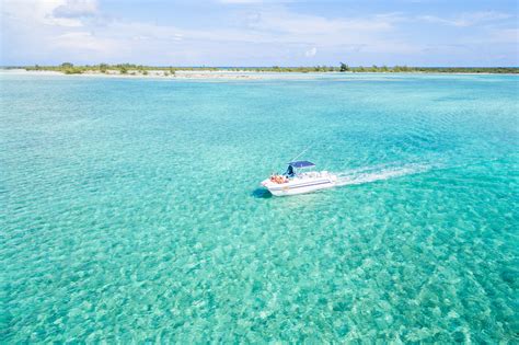 turks and caicos boat excursions