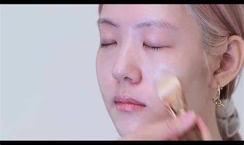 tutorial cantik aplikasikan foundation