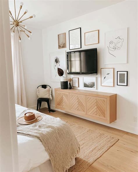 Tv In Bedroom With Newborn