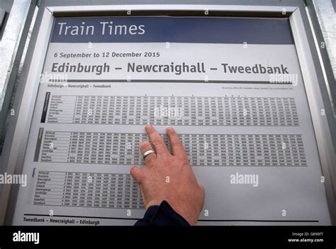 tweedbank to edinburgh train timetable
