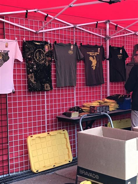 twenty one pilots concert merch