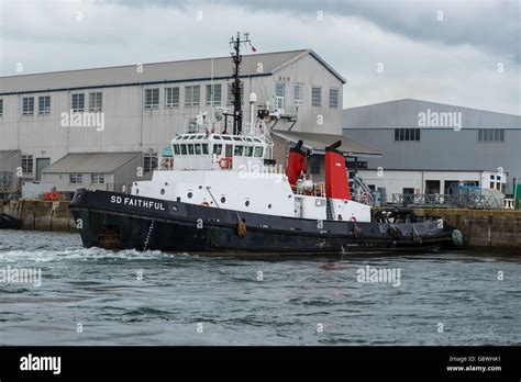 Twin Unit Tractor Tug