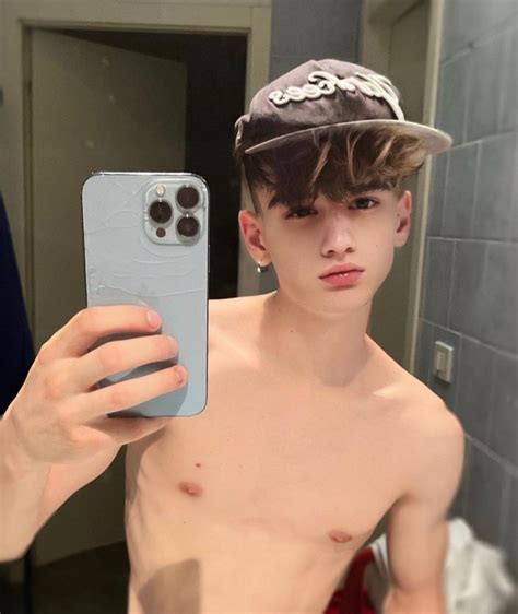 twinks xvideos