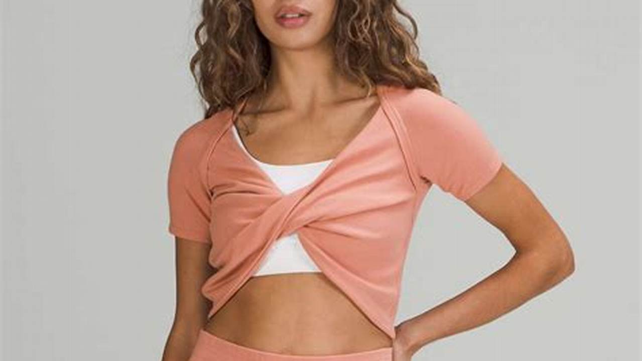 Uncover the Style Revolution: Discover the Twist Front Crop Top