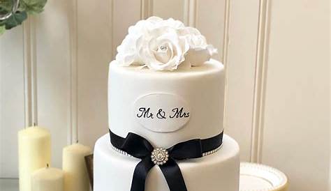 Two Step Wedding Cake Design For A Very Lovely Couple s Desserts