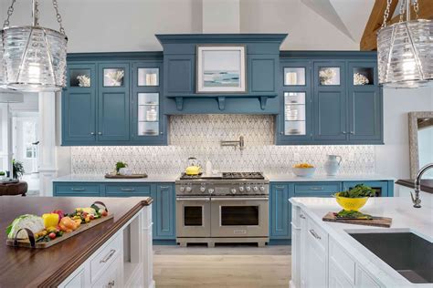 39 two tone kitchen ideas that really cool