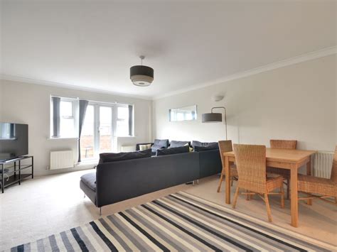 Two Bed Flat Ruislip