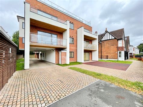 Two Bedroom Flat To Rent Wanstead