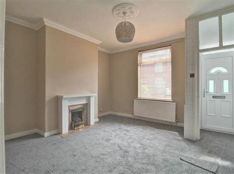 Two Bedroom House To Rent In Middleton