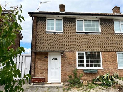 Two Bedroom House To Rent In Twickenham