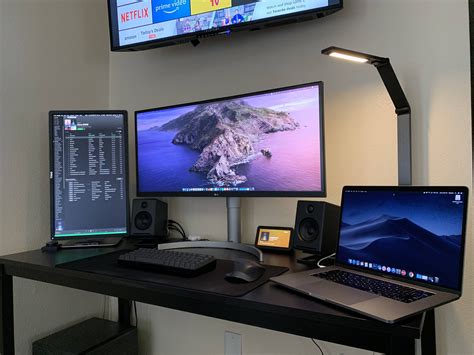 Two Macbook Desk Setup