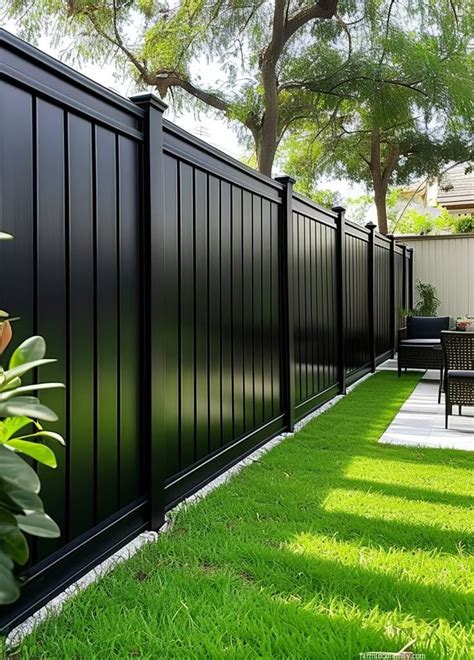 Types Of Black Fencing