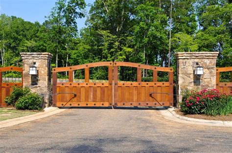 Types Of Gates For Driveways