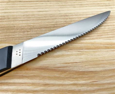 Types Of Serrated Knives