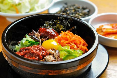typical korean food dishes