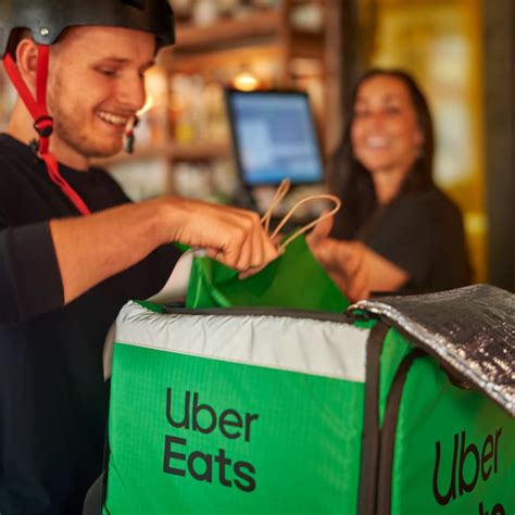 ubereats delivery driver