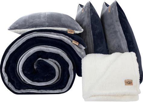 Ugg Pillow Set
