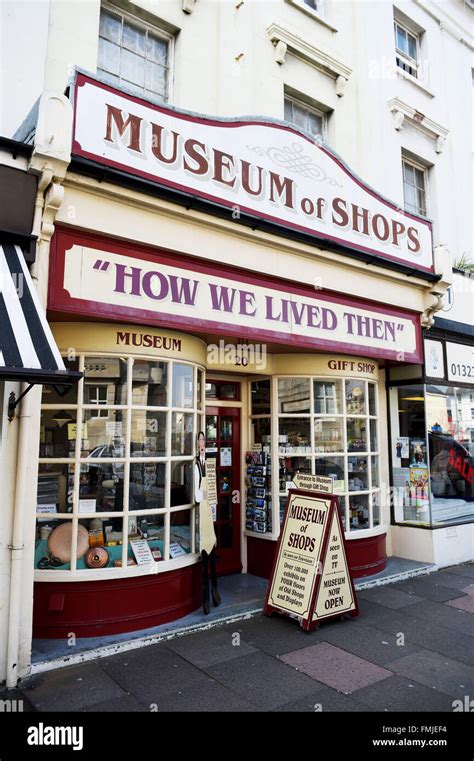 uk museum shops